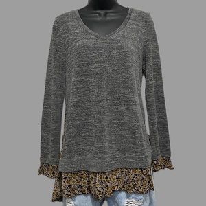 ODDY Grey Long Sleeve V-Neck Top with Floral Detail Trim
